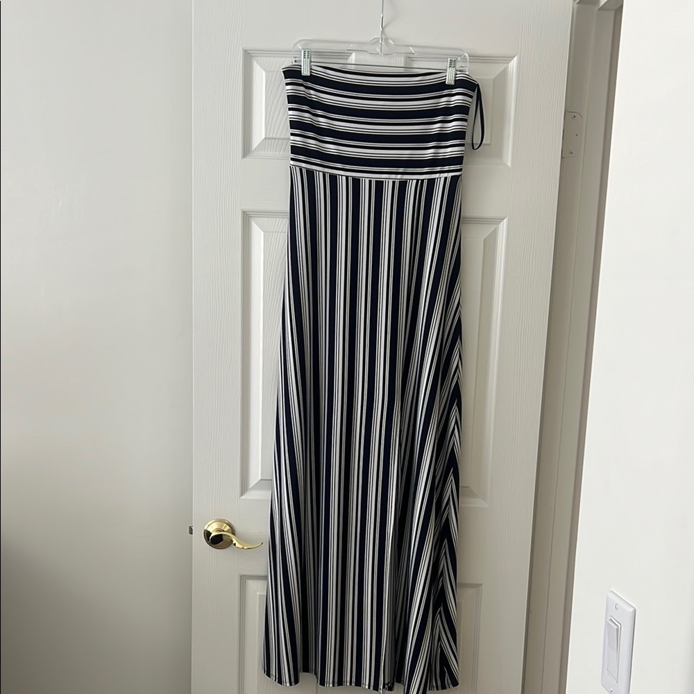 Elegant Black and White Striped Maxi Skirt